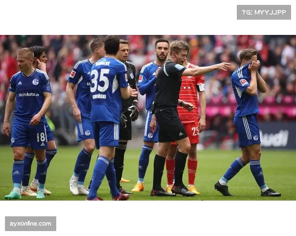 柏林联合对阵拜仁防守组织成功限制对手进攻